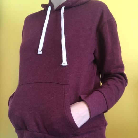 Adorable maroon Aeropostale hoodie - Picture 1 of 2